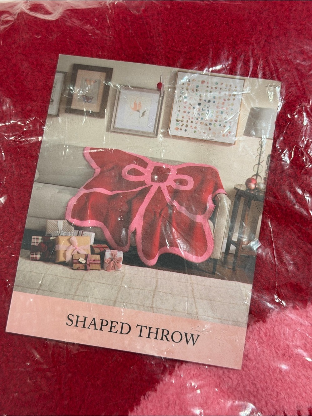 ✨NWT✨ Cupcakes & Cashmere: Bow Shaped Throw (50”x56”)